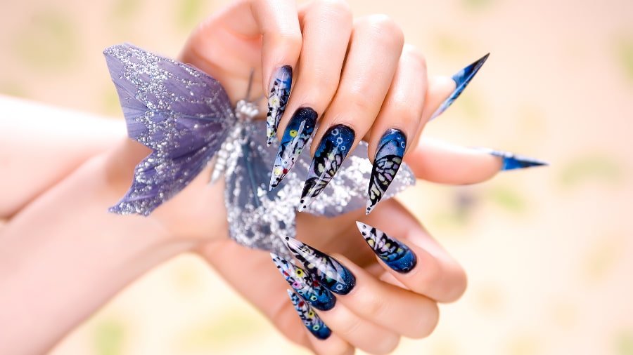 Why Choose a Nail Art Course